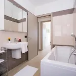 Inti